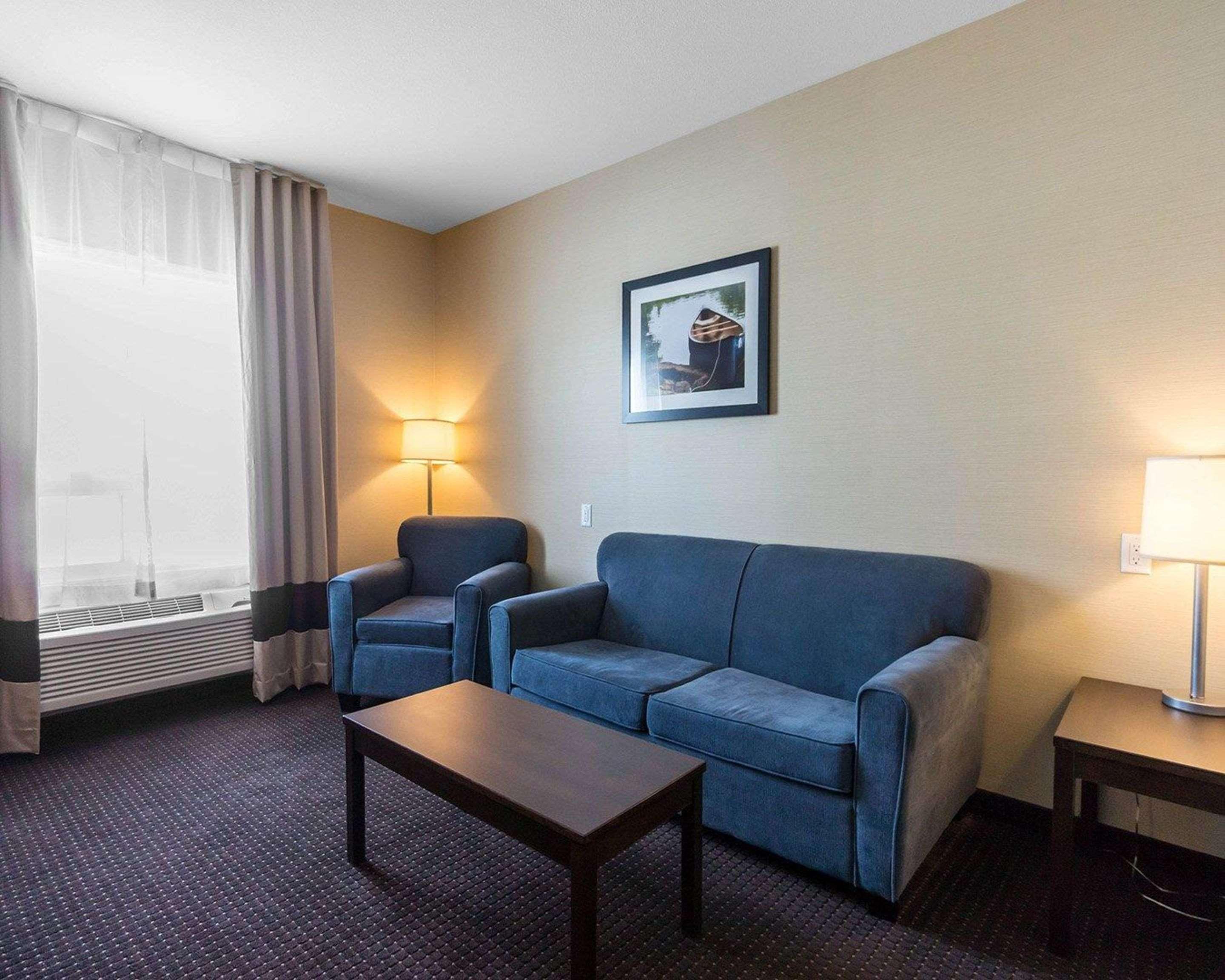 Comfort Inn & Suites Fox Creek Dış mekan fotoğraf