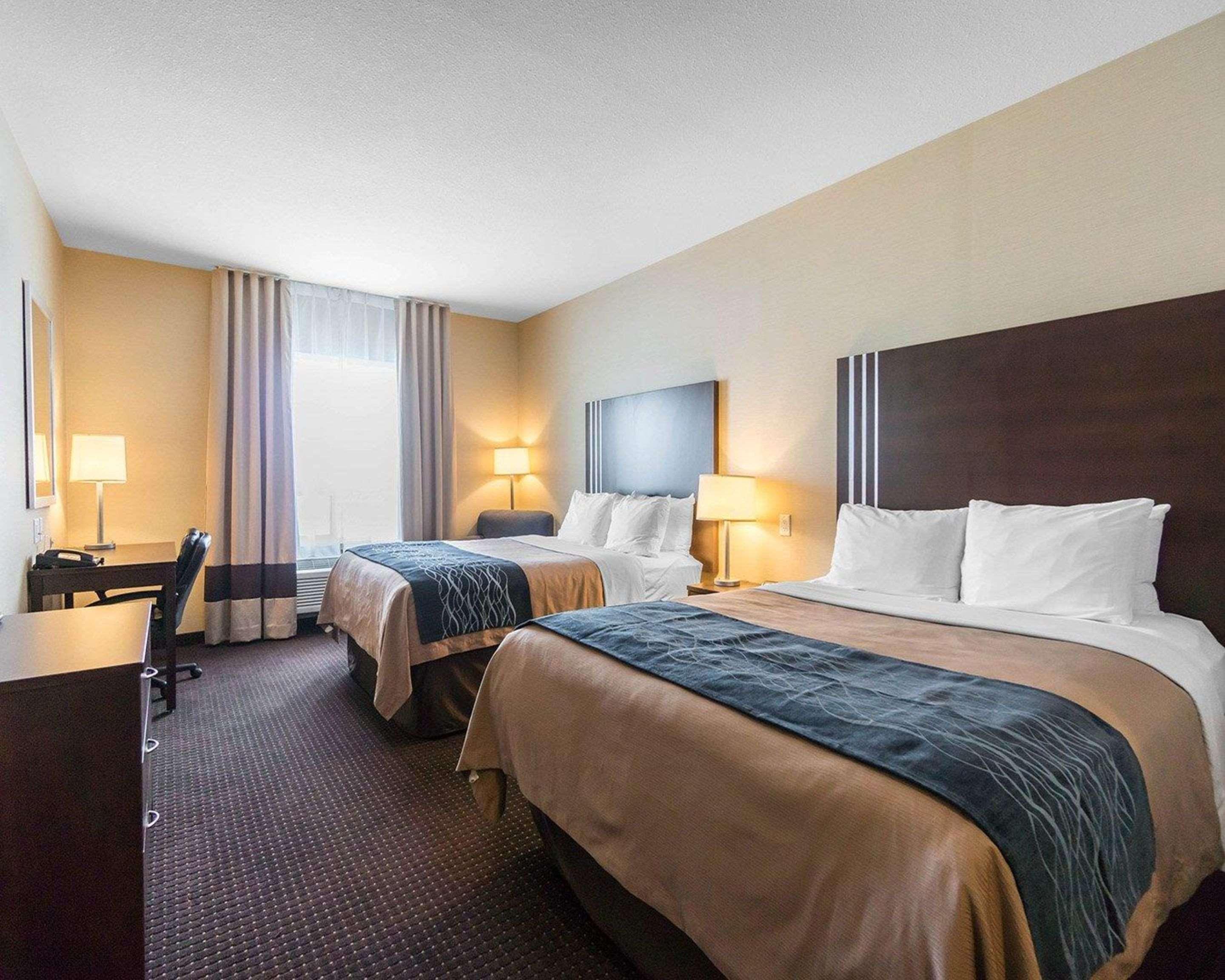Comfort Inn & Suites Fox Creek Dış mekan fotoğraf